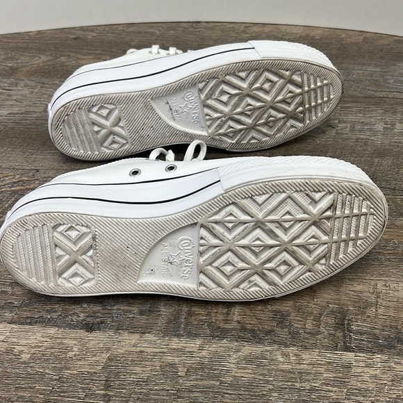 SOLD IN STORE Converse Chuck Taylor All Star Lift Platform Leather Size 7 - Picture 7 of 9